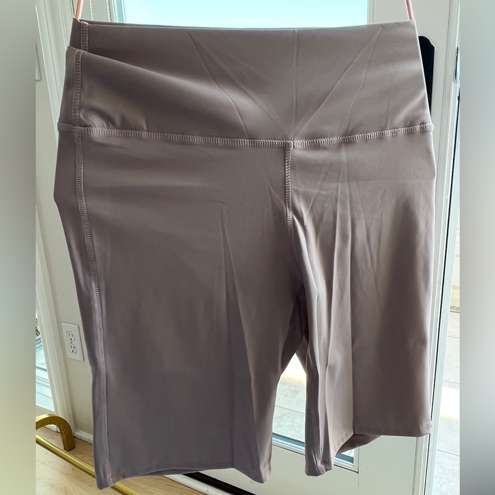 Light pink biker shorts